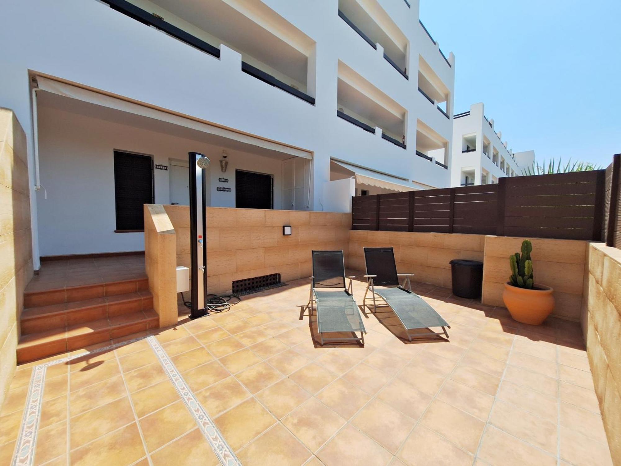 Alborada Iii Apartment *