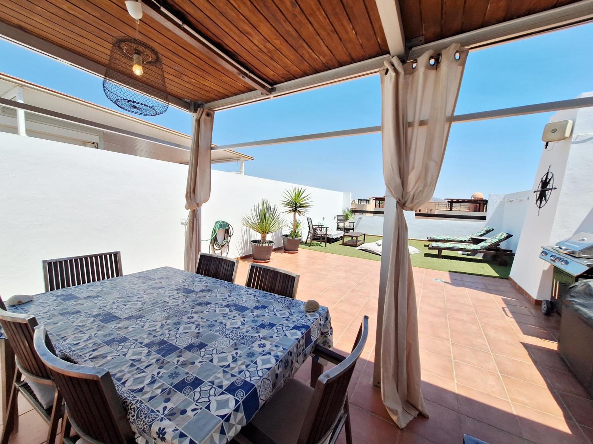 Alborada Iii Apartment *