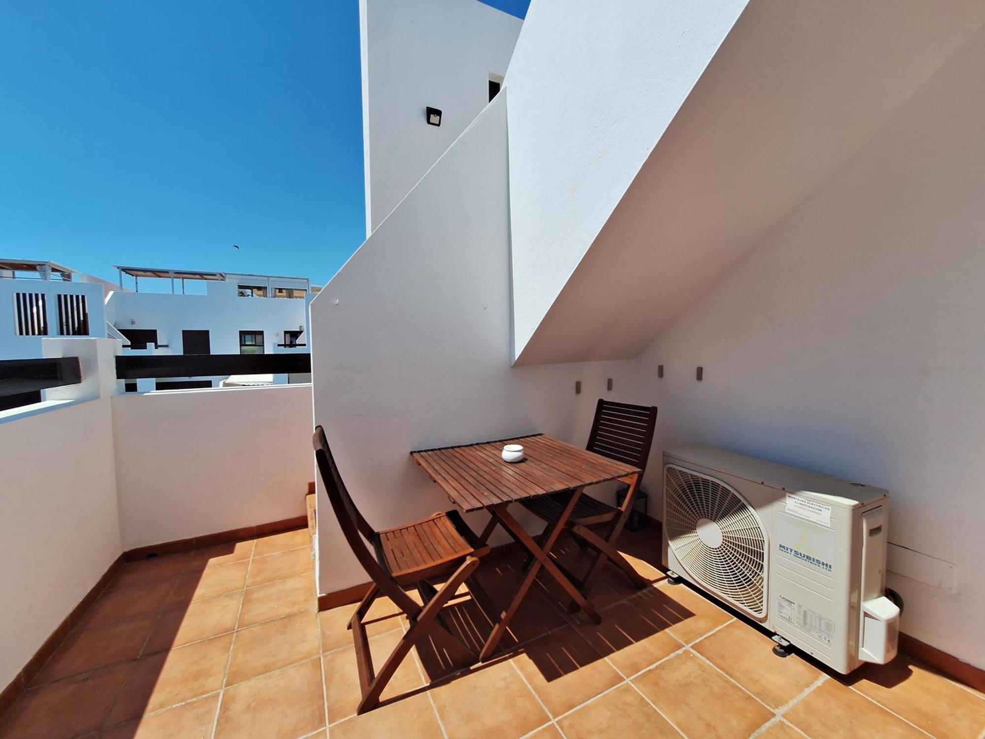 Alborada Iii Apartment